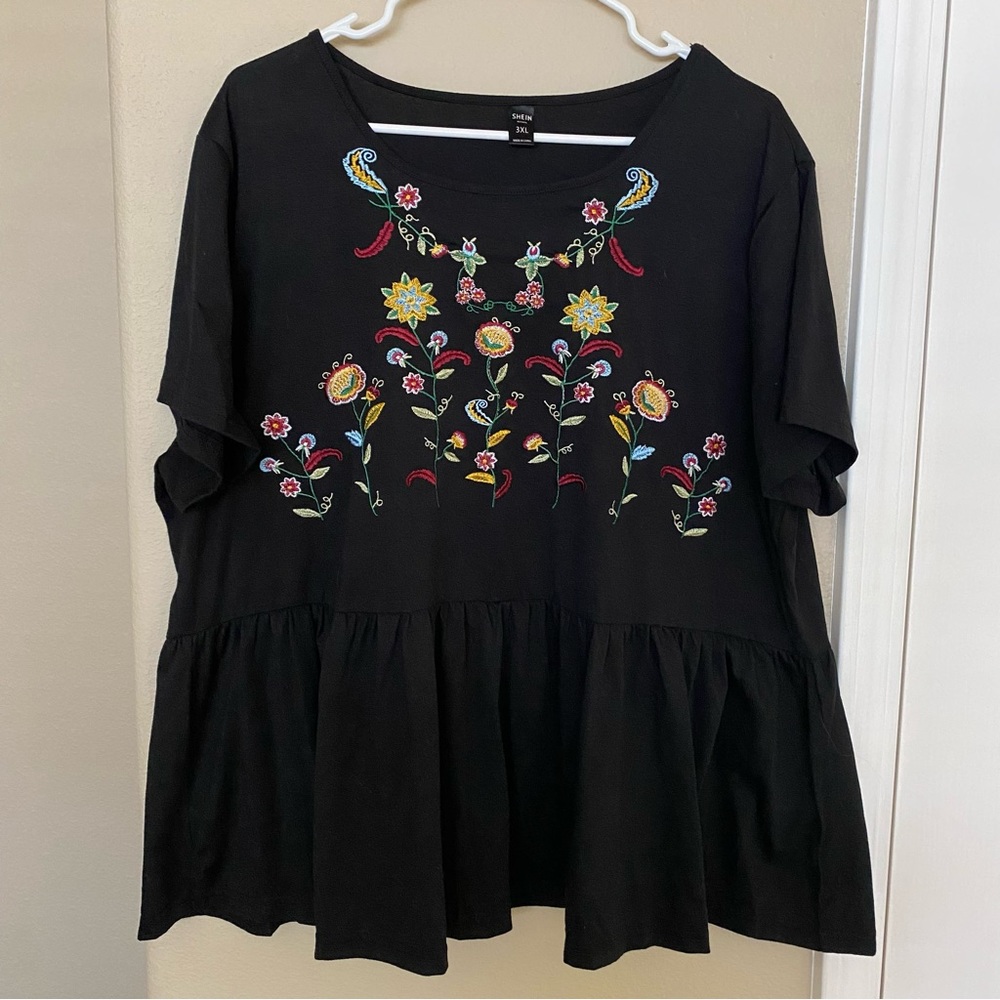 SHEIN Black Floral Embroidered Peplum Top
